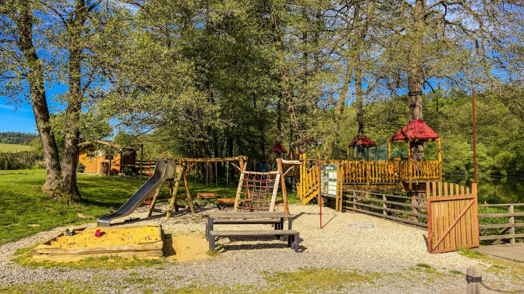 Daviduv Mlyn Hotel Stare Techanovice Luaran gambar