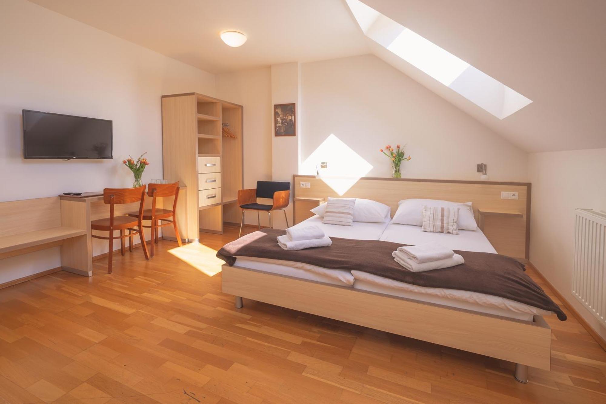 Daviduv Mlyn Hotel Stare Techanovice Luaran gambar